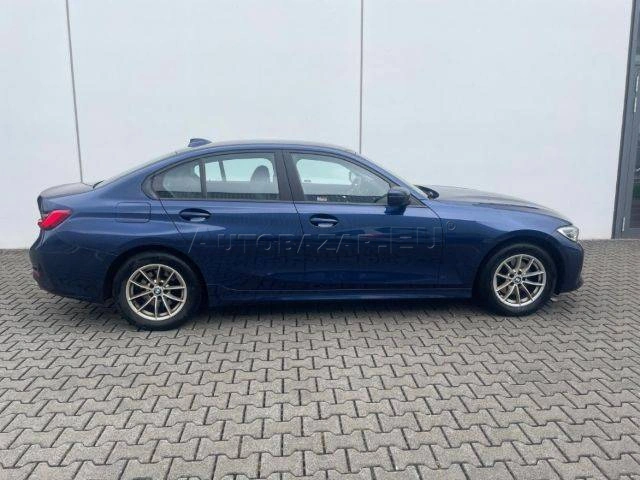 BMW Rad 3 320i A/T