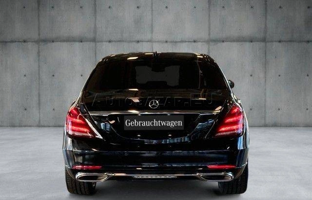 Mercedes-Benz S trieda Sedan 560 4MATIC L A/T