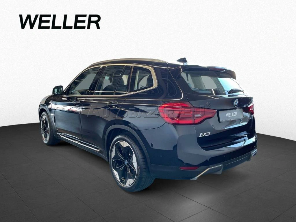 BMW iX3 A/T