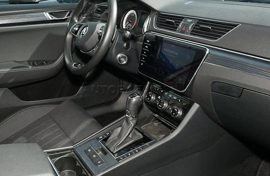 Škoda Superb Combi 2.0 TDI DSG