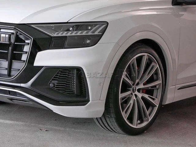 Audi Q8 SQ8 TFSI mHEV quattro tiptronic