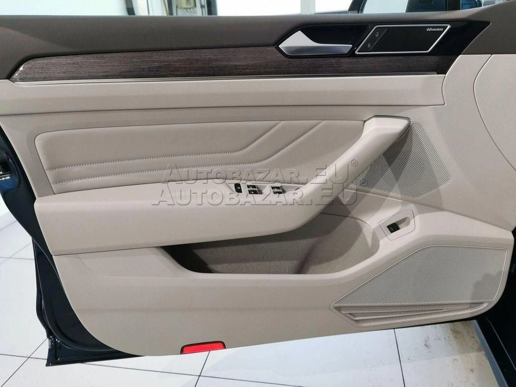 Volkswagen Passat Variant 2.0 TDI R-Line 4Motion DSG