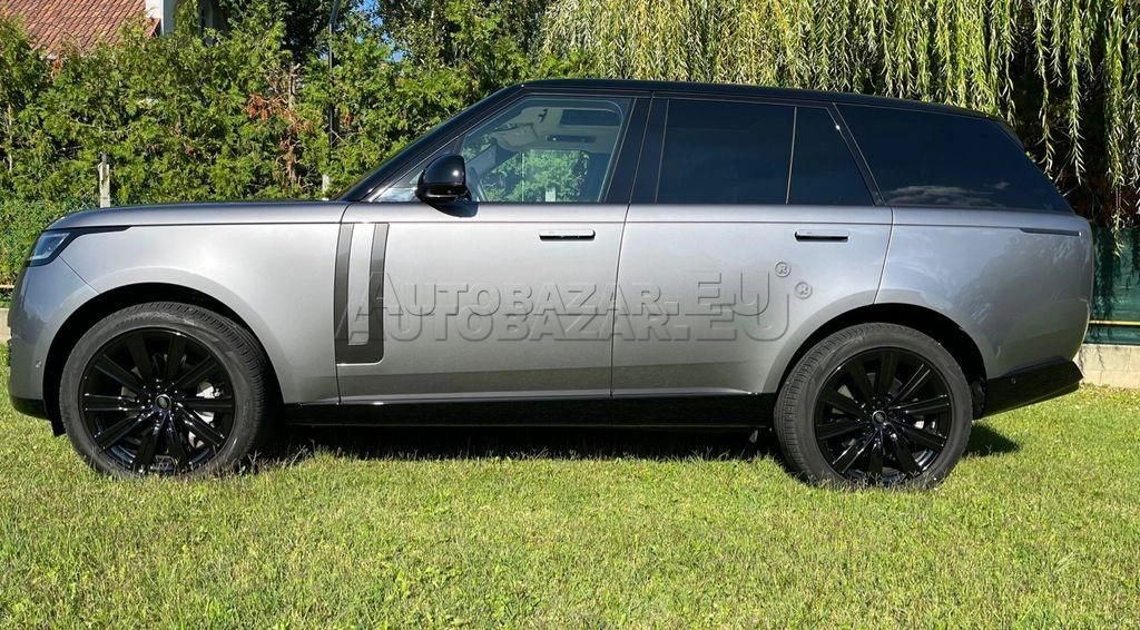 Land Rover Range Rover 4.4i V8 P530 HSE AWD A/T