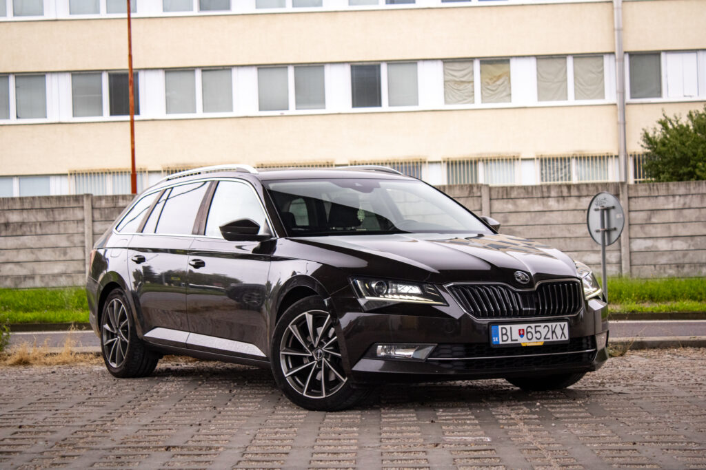Škoda Superb Combi