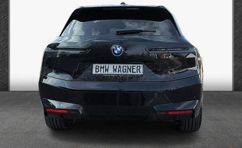 BMW iX XDrive40