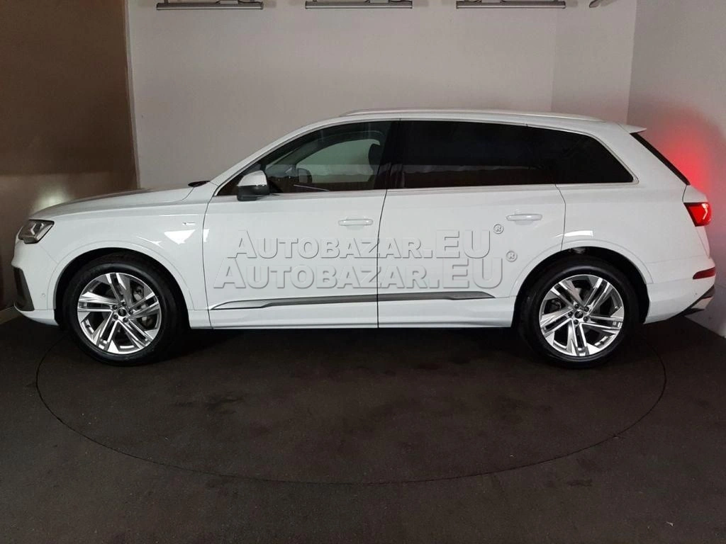 Audi Q7 50 3.0 TDI mHEV S line quattro tiptronic