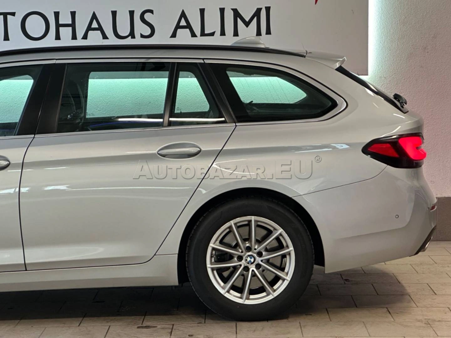 BMW Rad 5 Touring 530d mHEV A/T