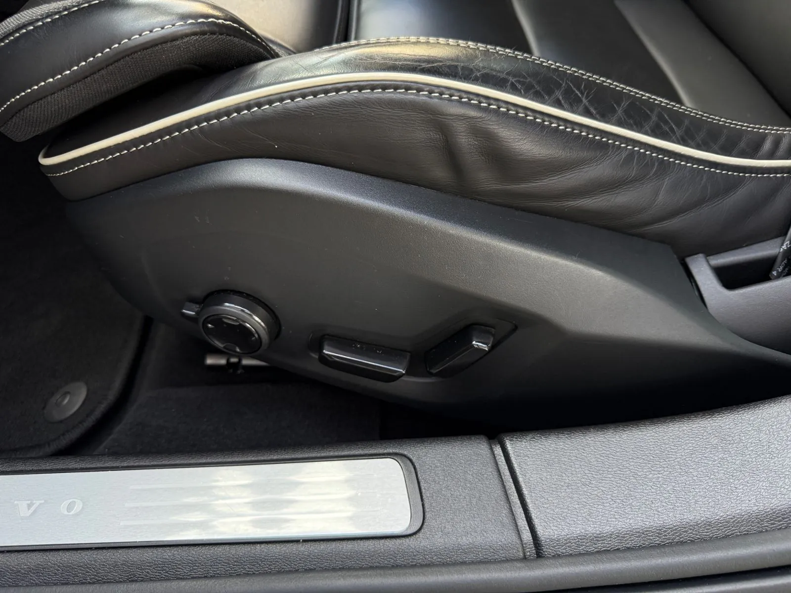 Volvo S60 2023 na predaj – fotografia 13