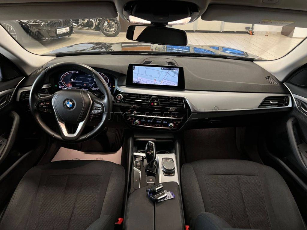 BMW Rad 5 Touring 530d xDrive A/T