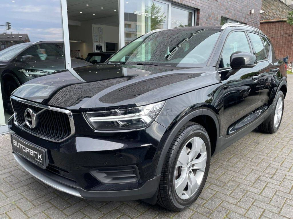 Volvo XC40 D3 Momentum Pro A/T