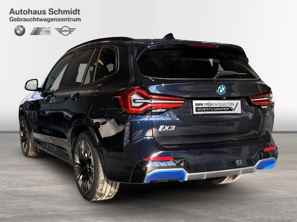 BMW iX3 A/T