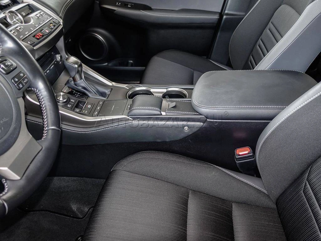 Lexus NX 2021 na predaj – fotografia 12