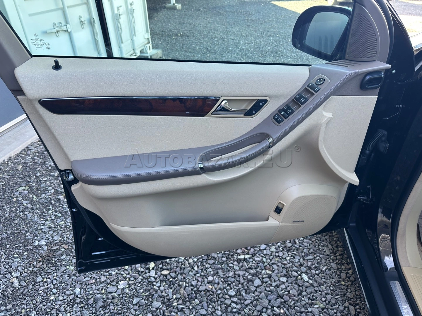 Mercedes-Benz R trieda 2006 na predaj – fotografia 37