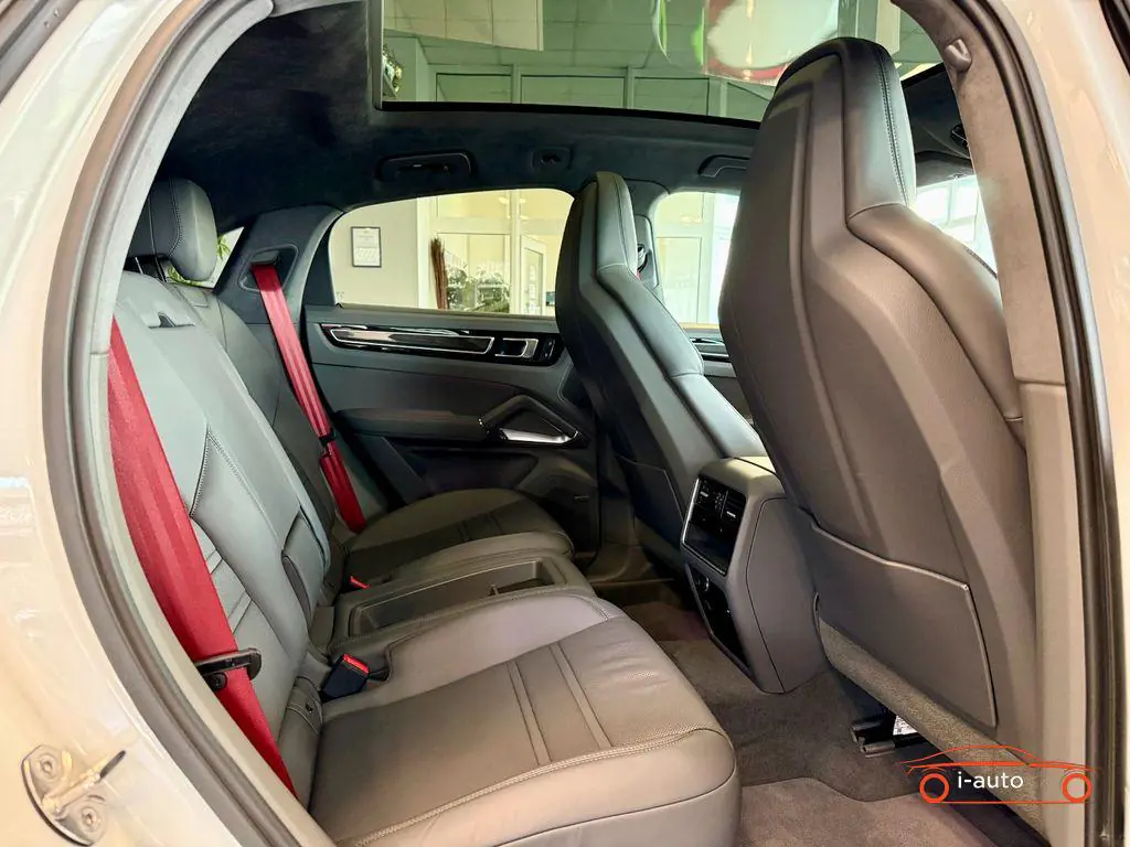 Porsche Cayenne 2023 na predaj – fotografia 12