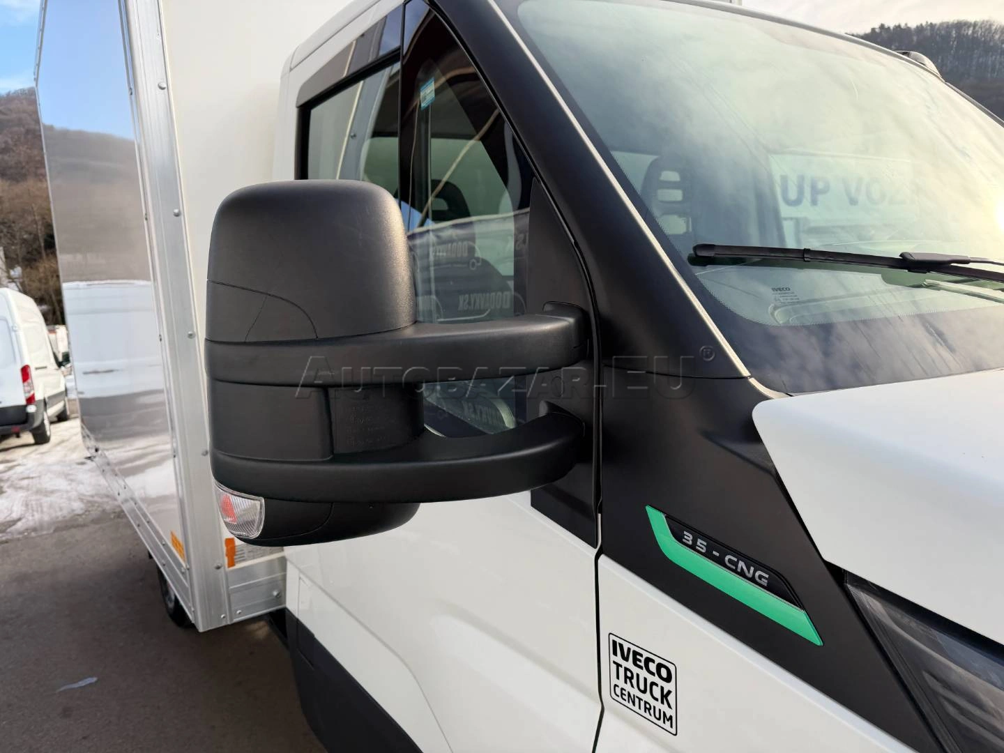 Iveco Daily 3,0 35-CNG 2022 na predaj – fotografia 7