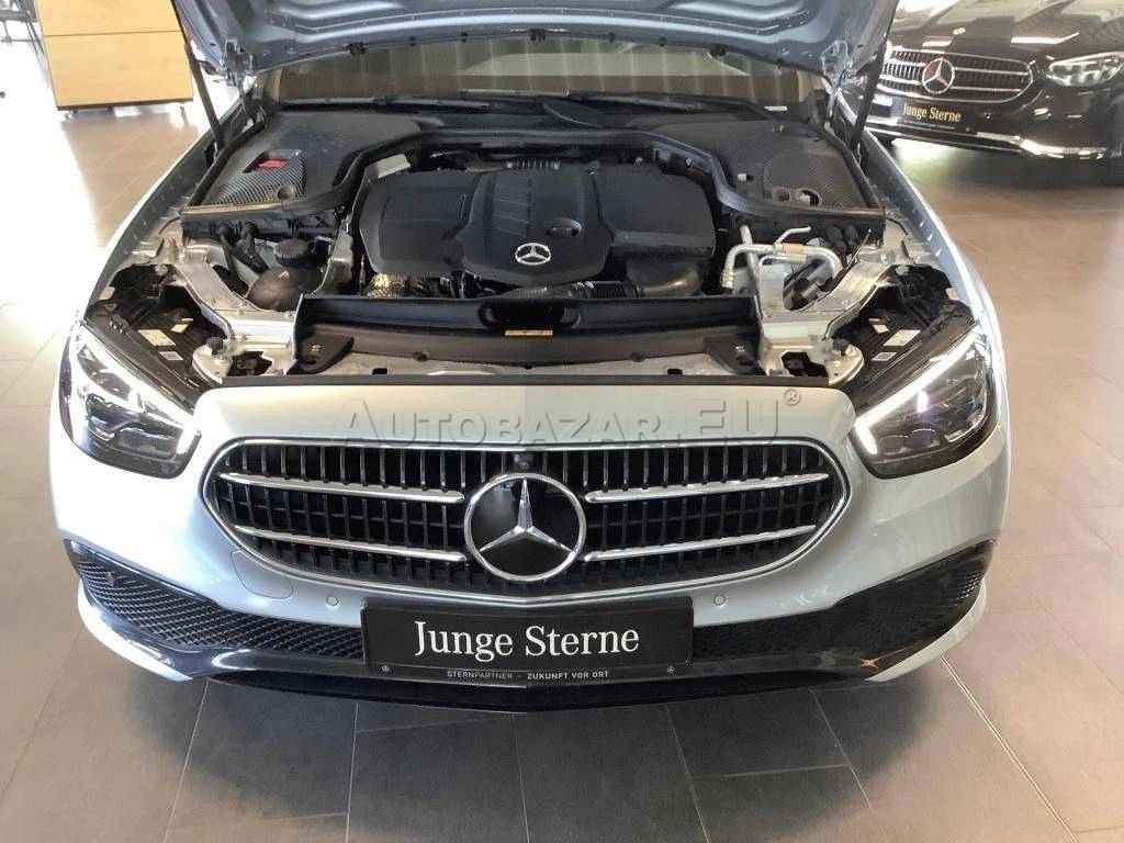 Mercedes-Benz E trieda Sedan 220 d A/T
