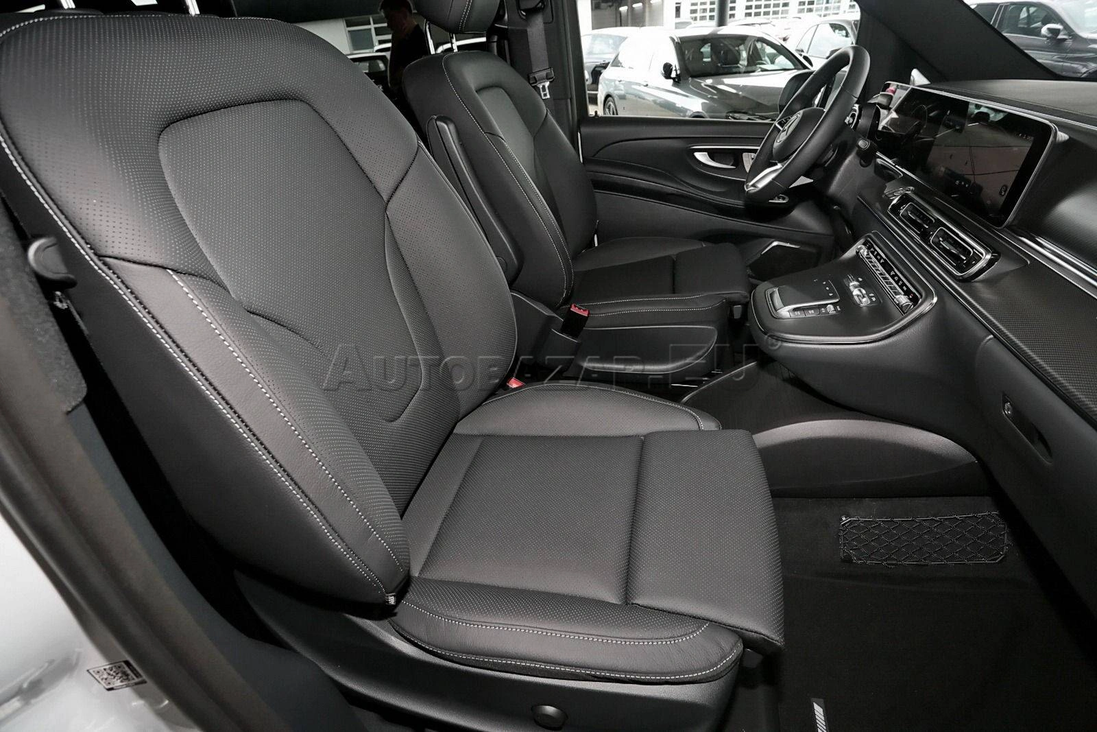 Mercedes-Benz V trieda 300d lang AMG - Line