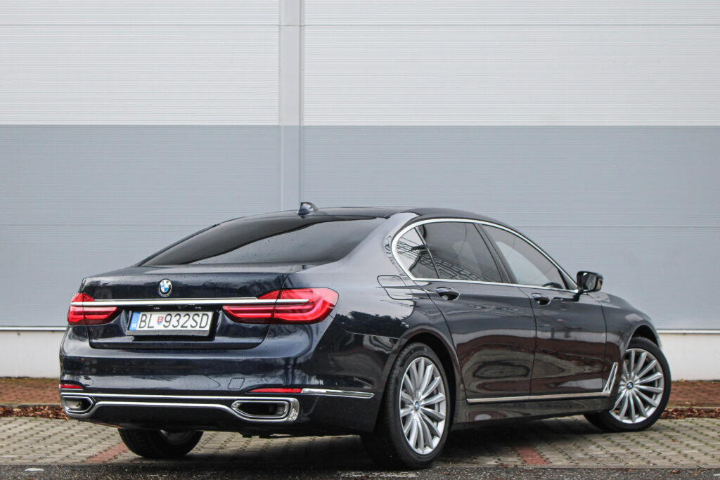 BMW rad 7
