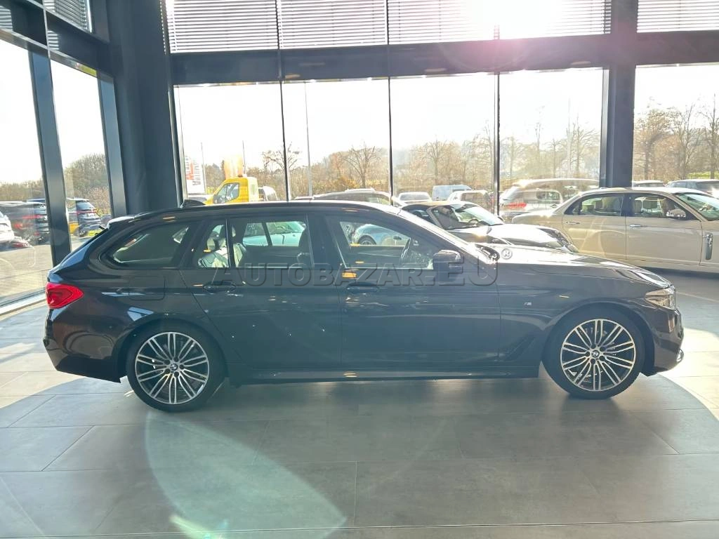 BMW Rad 5 Touring 530d xDrive A/T