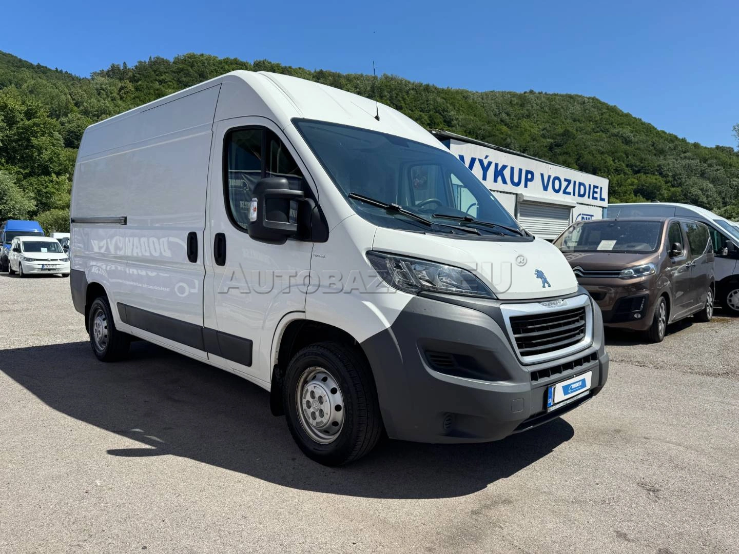 Peugeot Boxer Furgon 2.0 BlueHDi 130k 333 L2H2