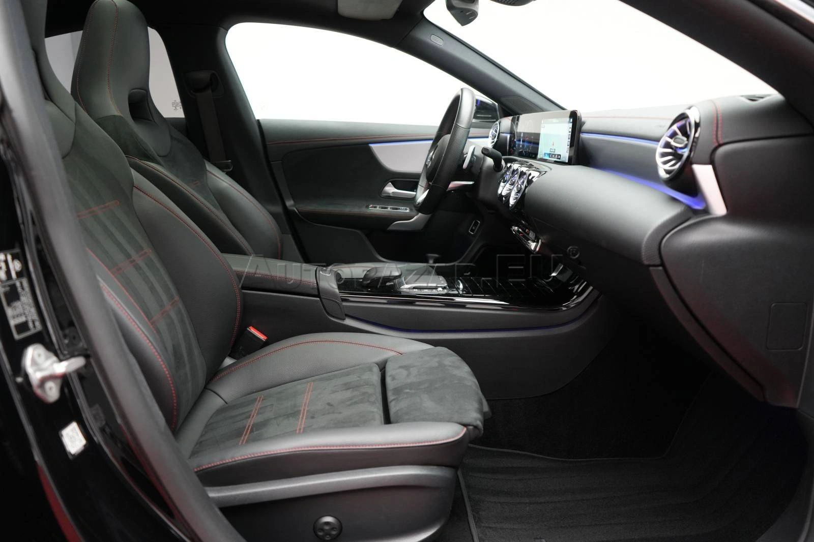 Mercedes-Benz CLA Kupé 220 d A/T