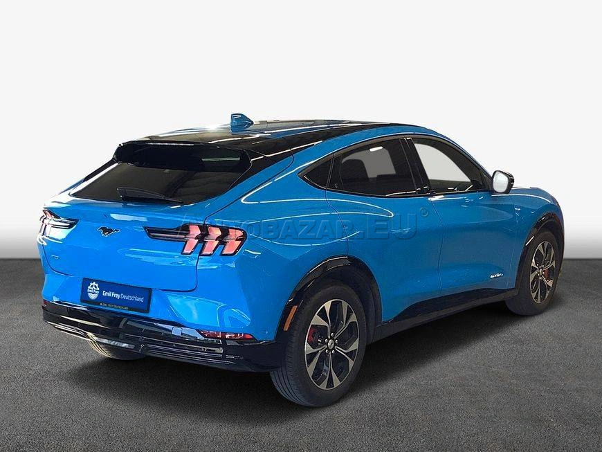Ford Mustang Mach-E 75,7kWh AWD STD