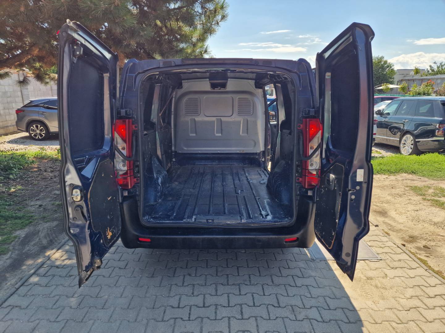 Peugeot Expert 2.0 HDi L2H1 120k M6 N1 3-miestne