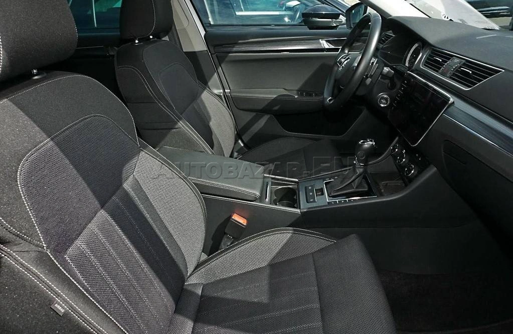 Škoda Superb Combi 2.0 TDI DSG