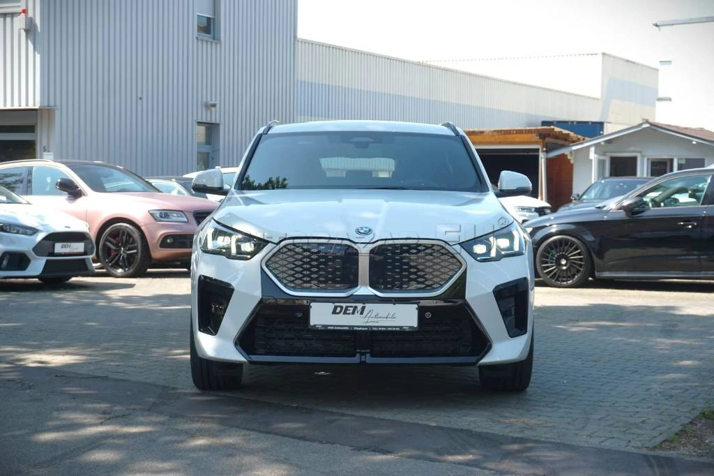 BMW iX2 20 eDrive M Sport