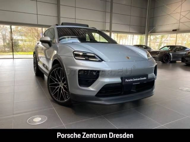 Porsche Macan 4