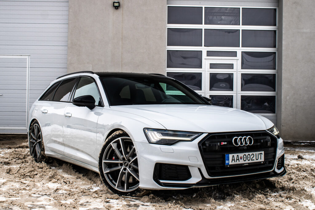 Audi S6 Avant