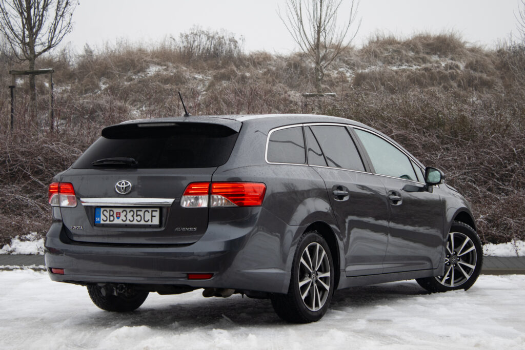 Toyota Avensis Combi