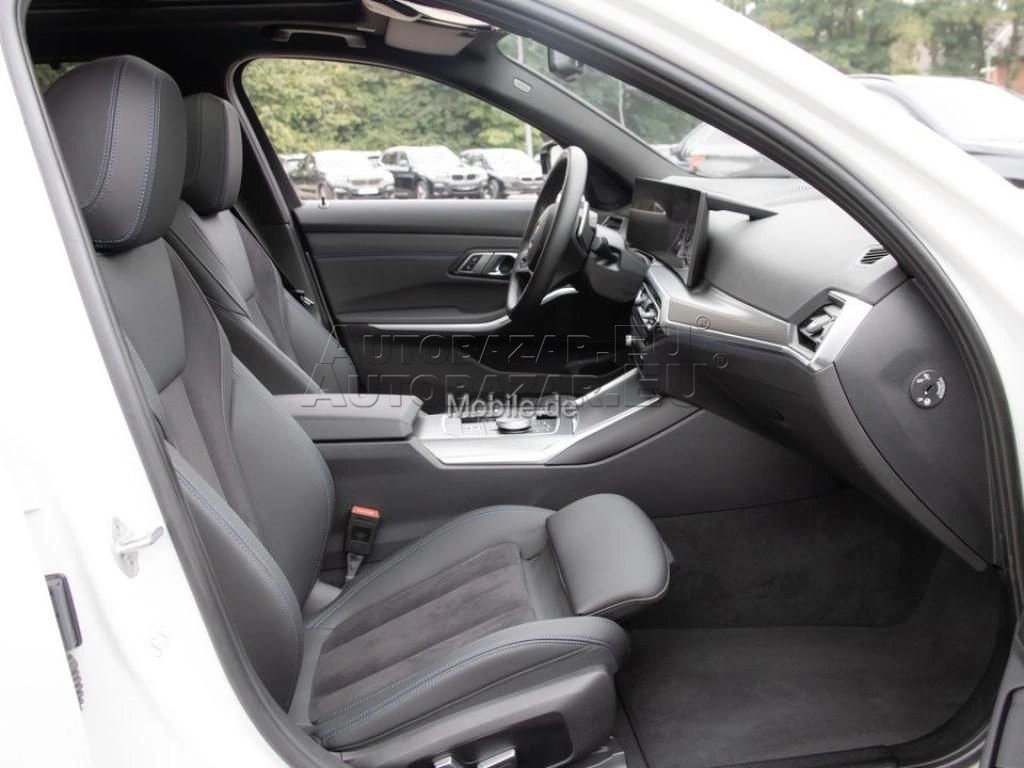 BMW rad 3 Touring 330i Touring xDrive A/T