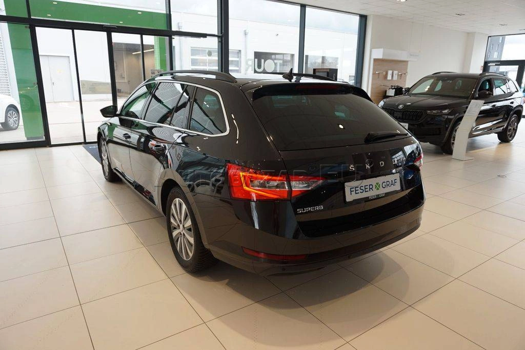 Škoda Superb Combi 2.0 TDI SCR Ambition DSG