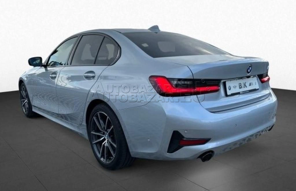 BMW rad 3 320i xDrive A/T