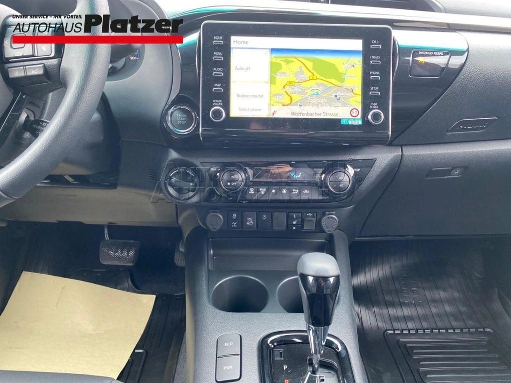 Toyota Hilux DC 2.8 I D-4D Invincible 4x4 A/T