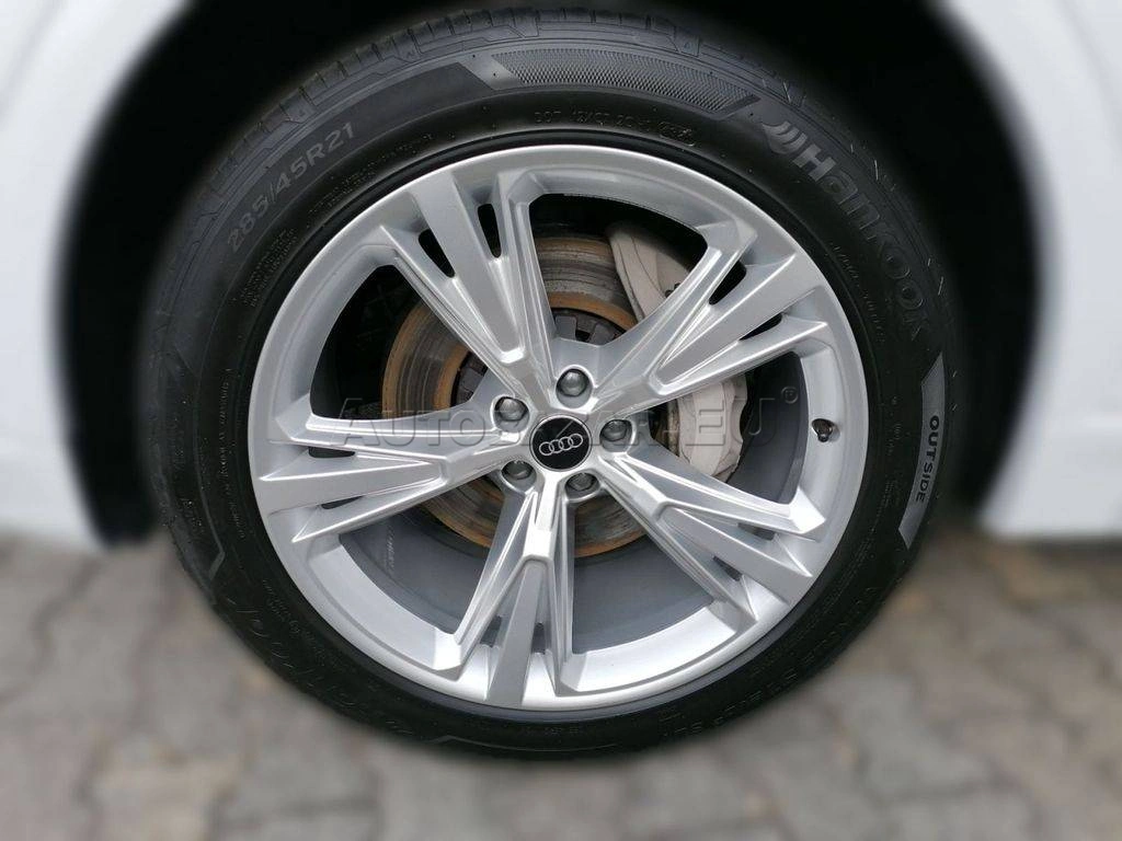 Audi Q8 50 3.0 TDI mHEV quattro tiptronic