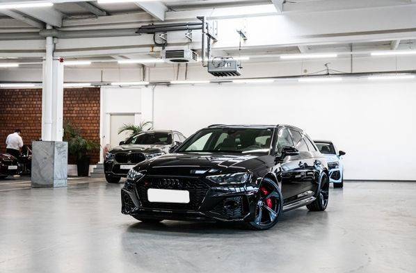 Audi RS4 Avant