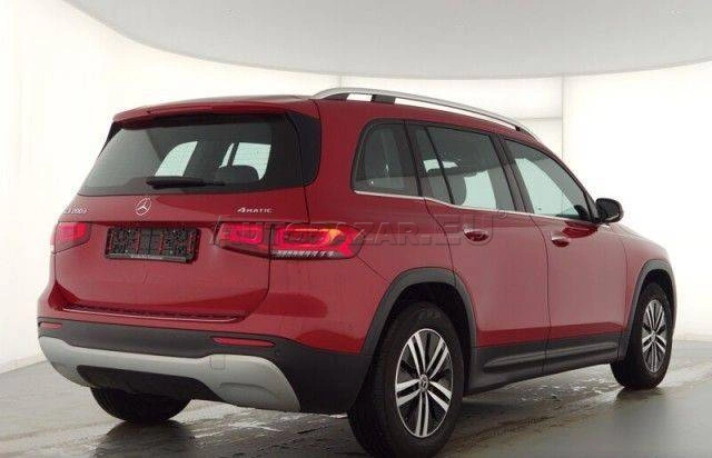 Mercedes-Benz GLB 200d 4MATIC A/T