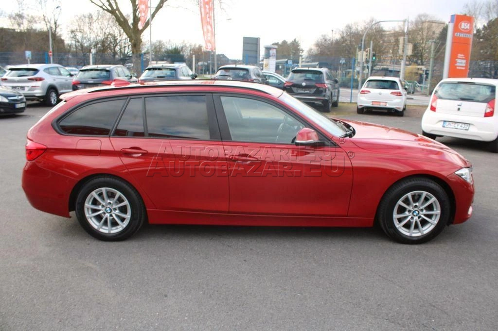 BMW rad 3 Touring 320i Touring Advantage A/T