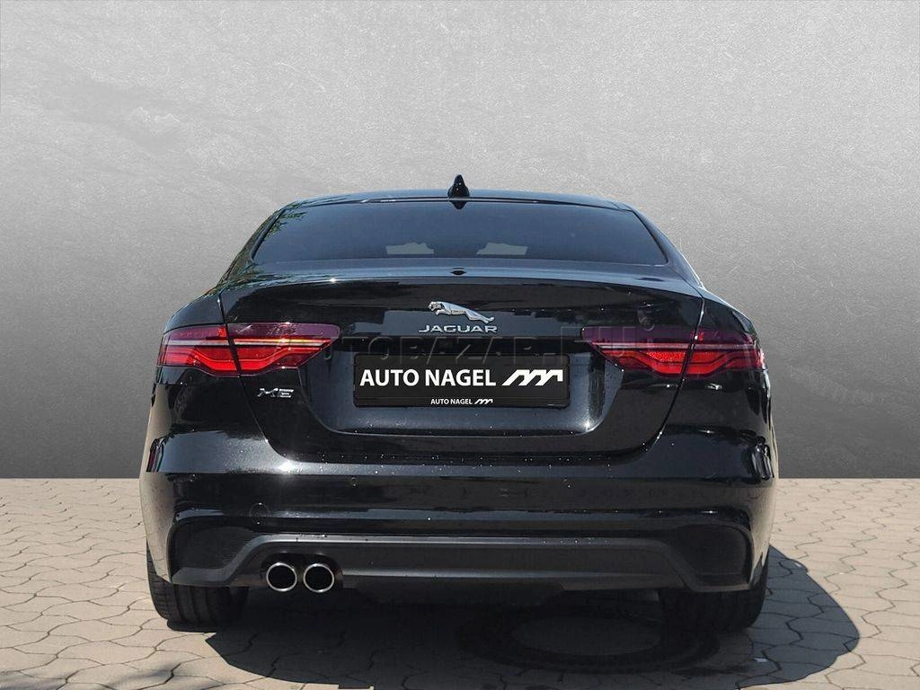 Jaguar XE 2.0D I4 Std HSE AT