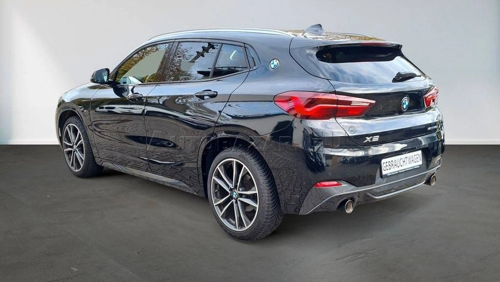 BMW X2 sDrive18d A/T