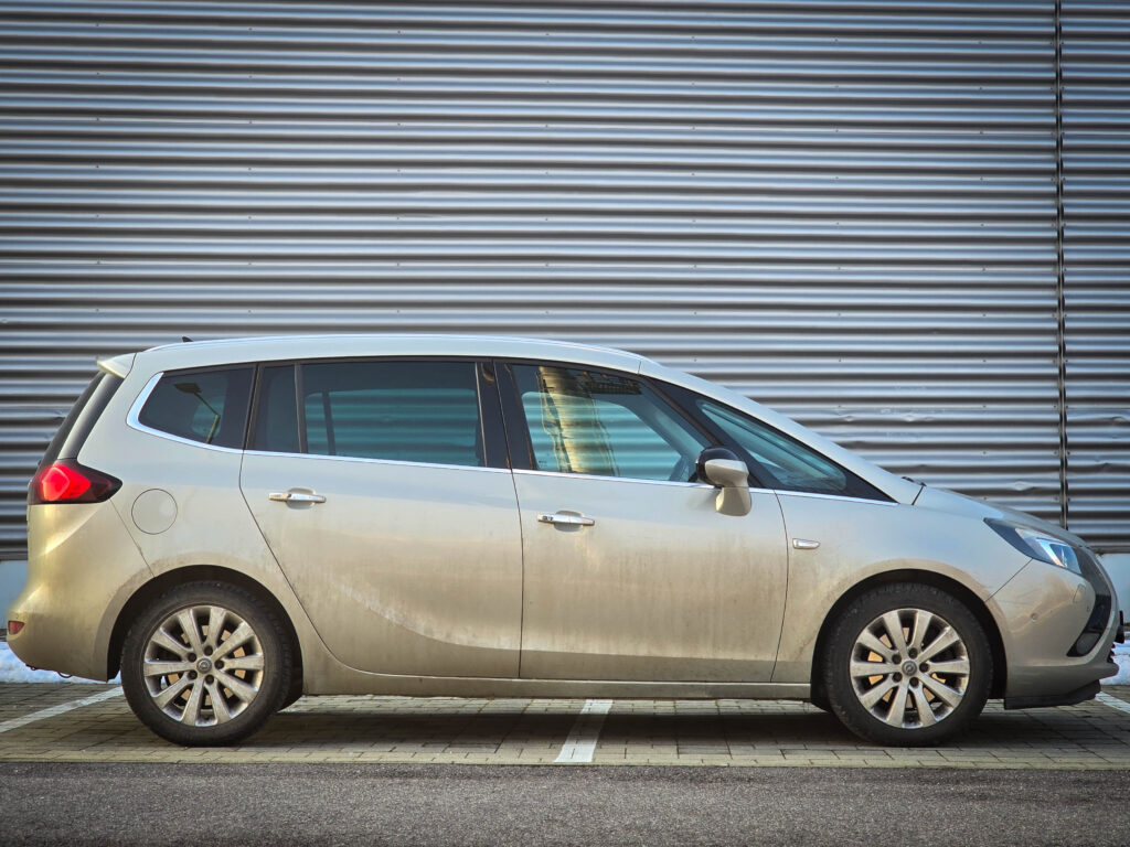 Opel Zafira Tourer