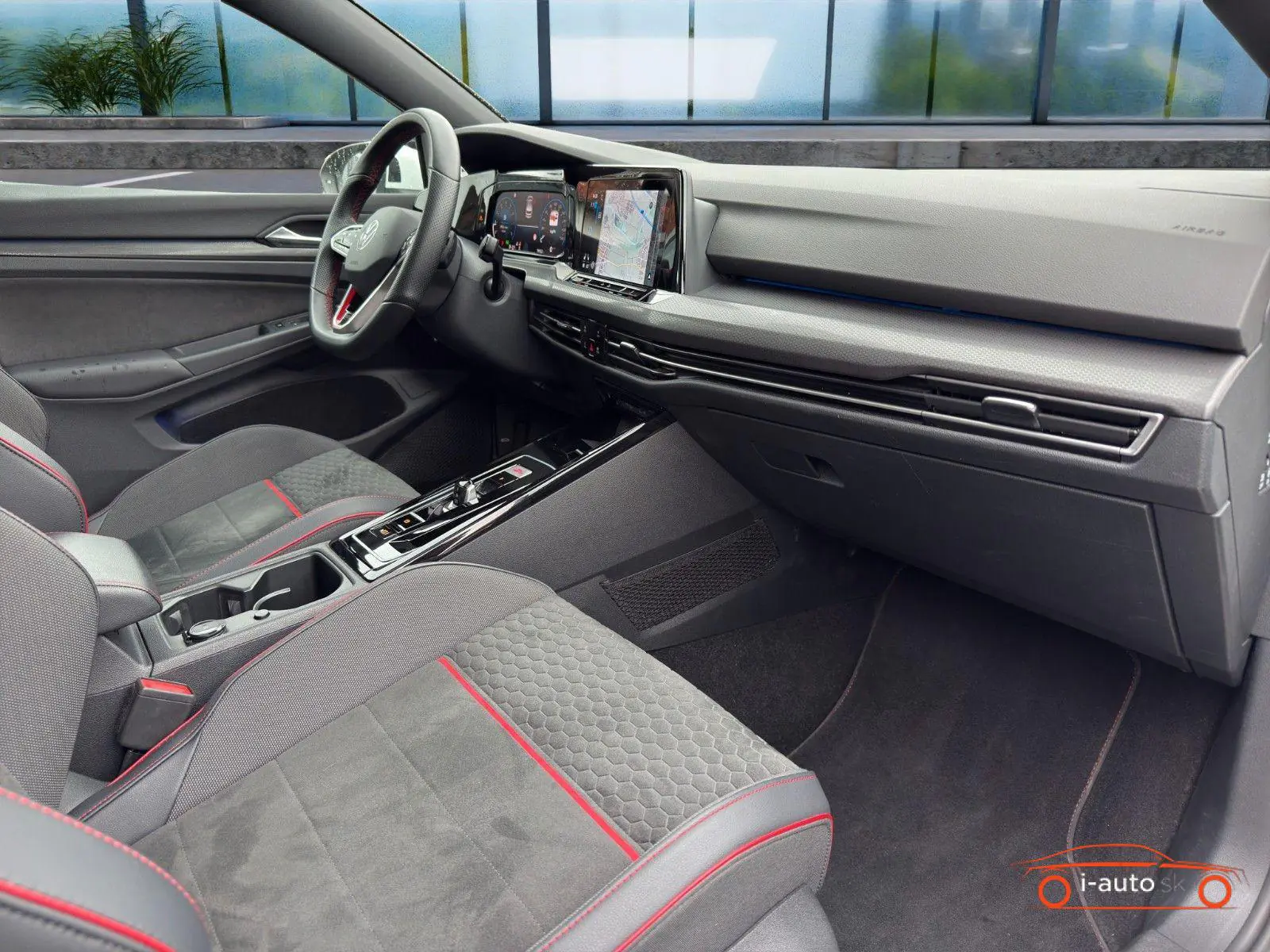 Volkswagen Golf 2023 na predaj – fotografia 13