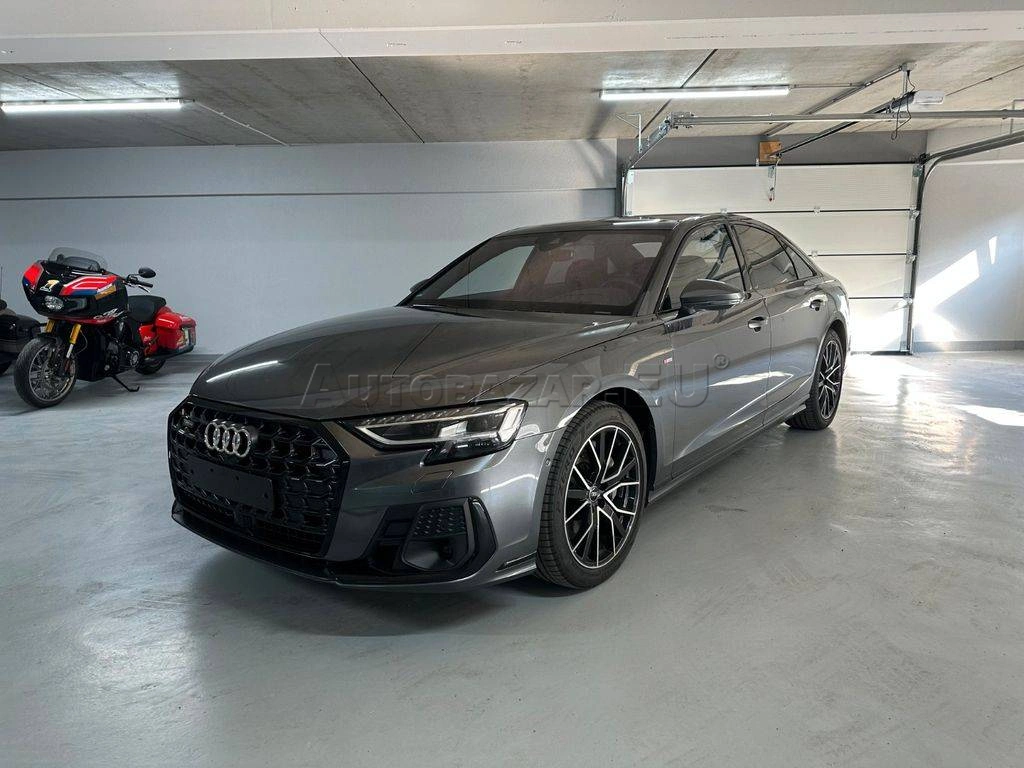 Audi A8 55 3.0 TFSI mHEV V6 quattro tiptronic