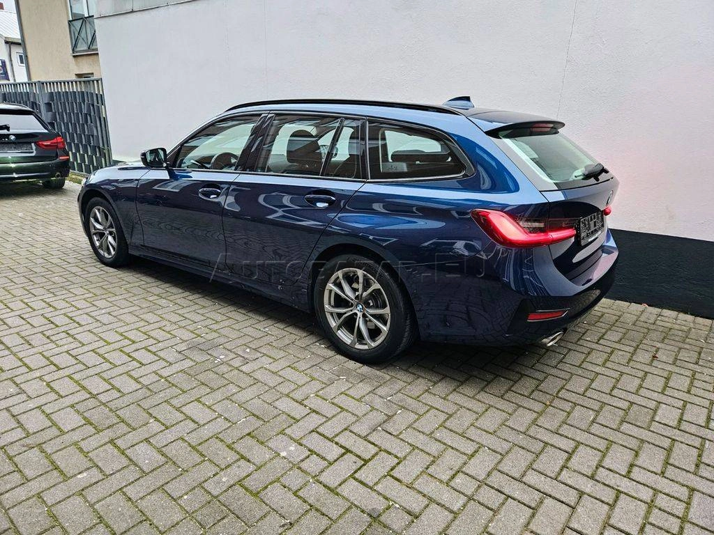 BMW Rad 3 Touring 320d mHEV  A/T