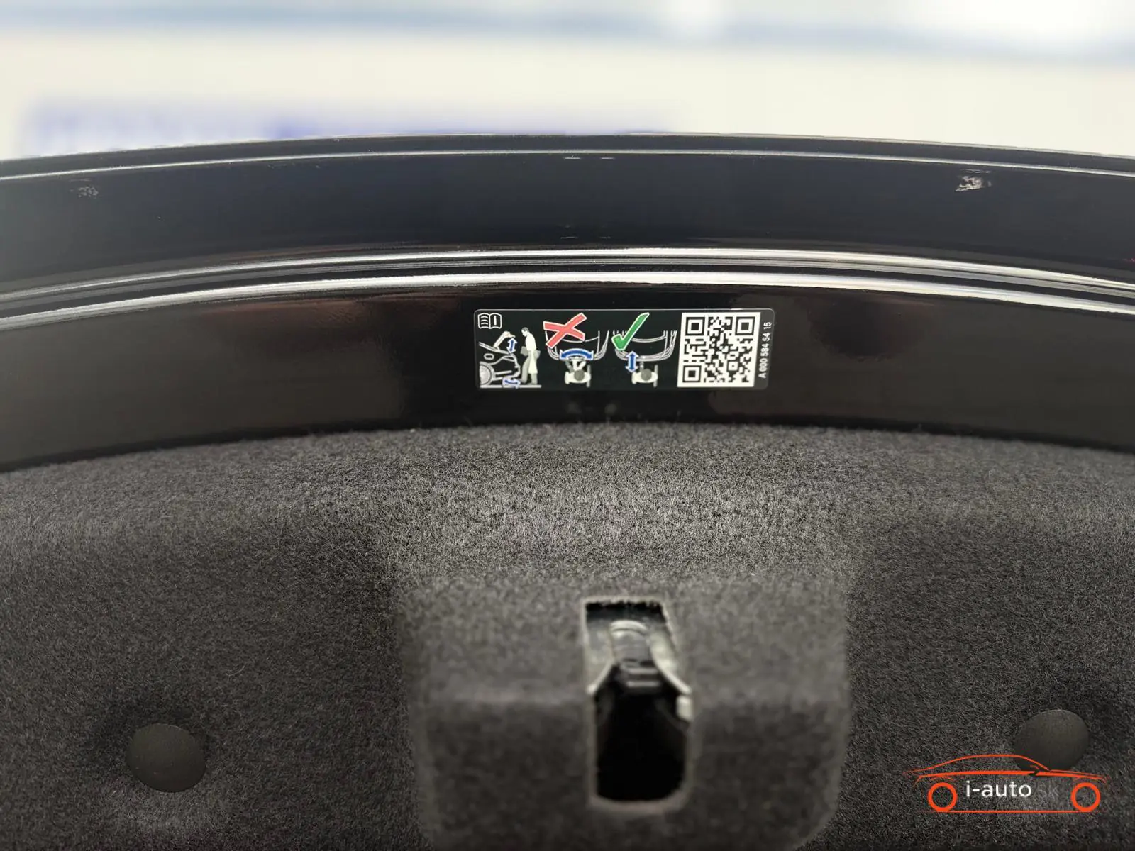 Mercedes-Benz SL 2024 na predaj – fotografia 36