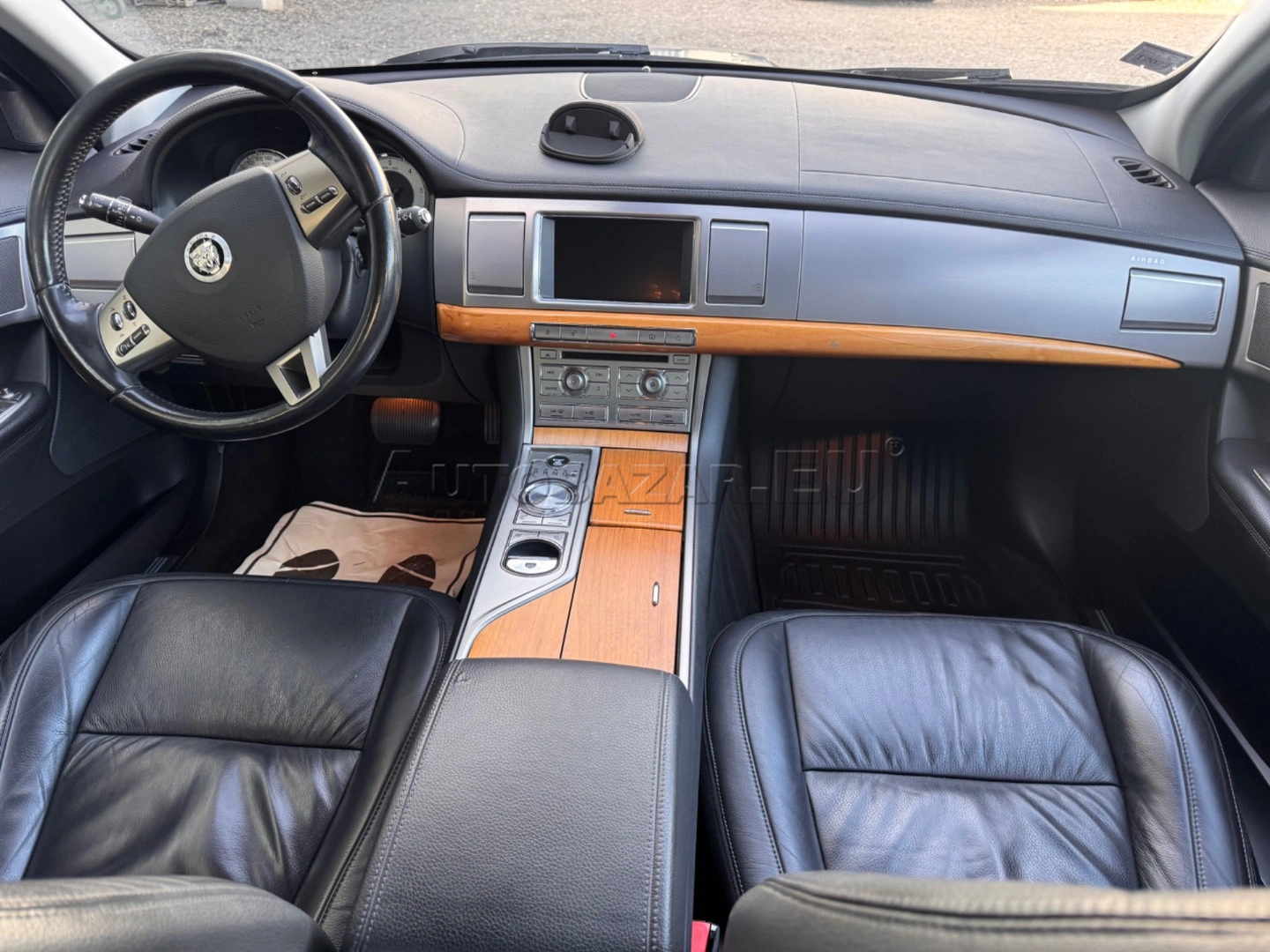 Jaguar XF 2010 na predaj – fotografia 16