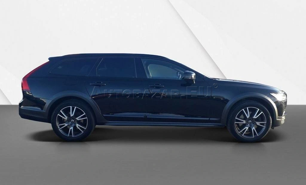 Volvo V90 CC D5 2.0L Cross Country Pro AWD A/T