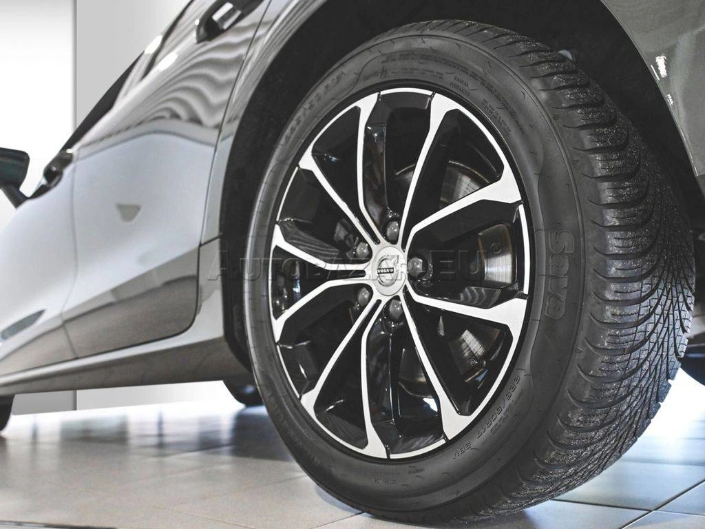 Volvo V60 B4 Core A/T